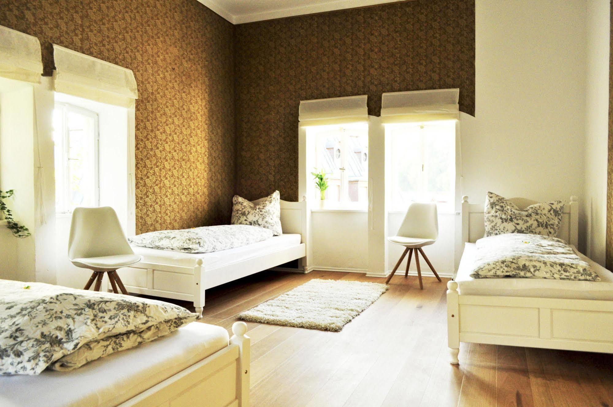 פסאו Art Hotel & Hostel מראה חיצוני תמונה